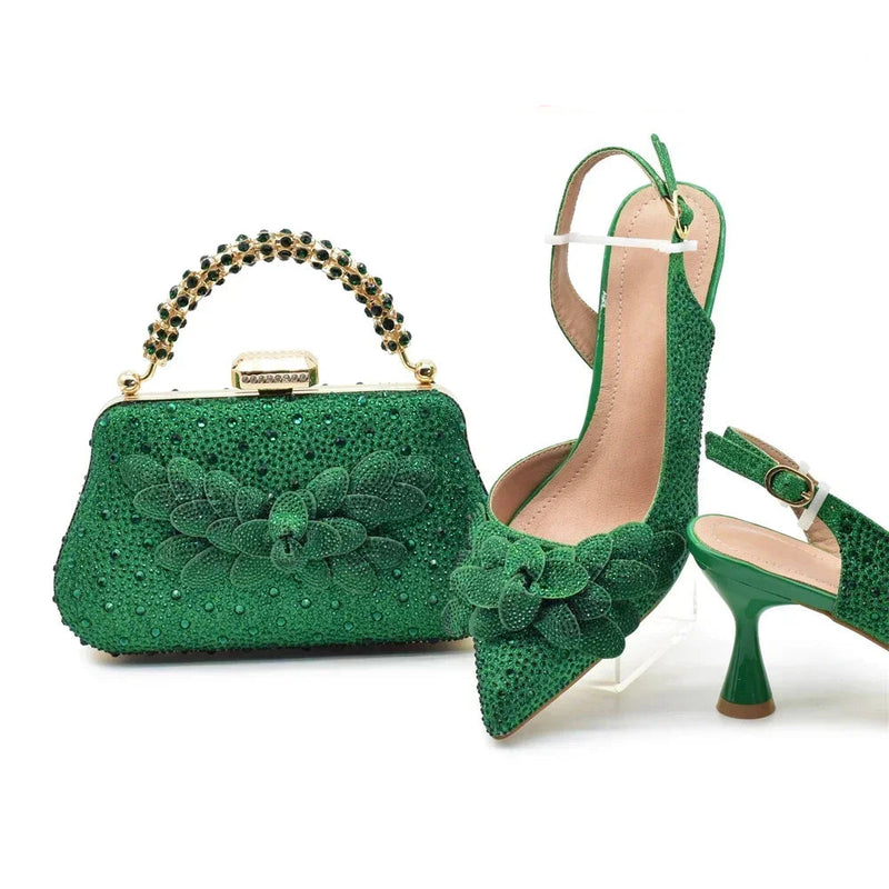 Conjunto Italiano Luxo: Scarpin Bico Fino em Couro com Strass + Clutch Exclusiva – Arrase no Casamento e na Festa