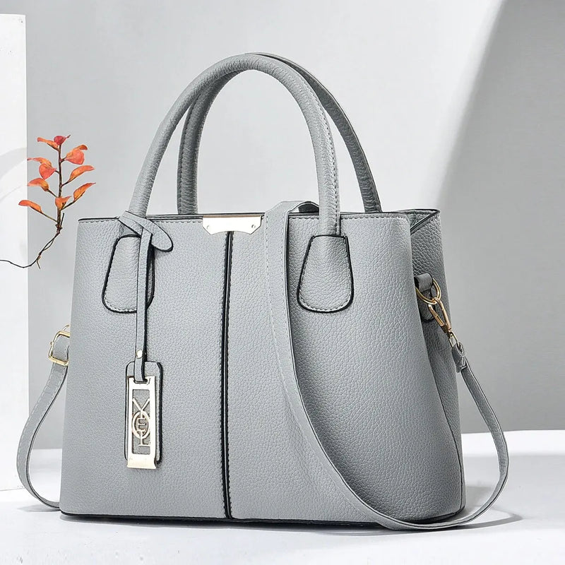 Bolsa de Couro de Marca Famosa – Luxo Exclusivo para Mulheres Sofisticadas | Nova Coleção Imperdível